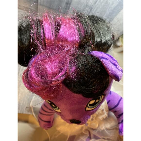 Build A Bear HG Honey Girls Teegan Purple Cat Kitty Plush 20" In White Dress - Picture 7 of 7